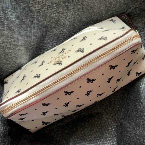 Coach Cosmetic Case with Butterfly Dot Print EUC - Picture 5 of 6
